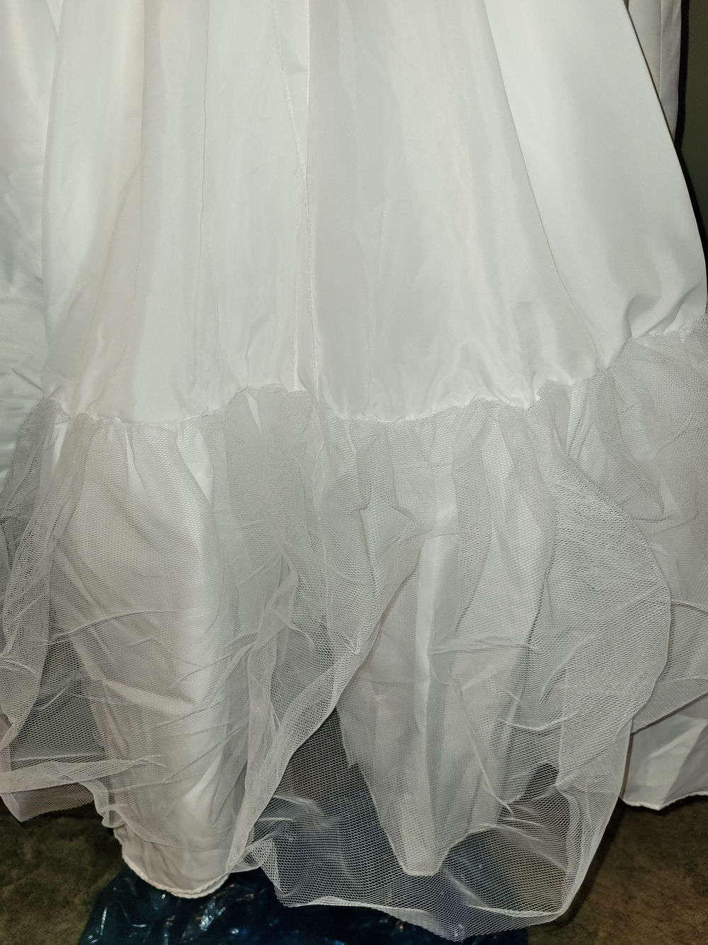 Alfred Angelo White Lace-Embroidered Short Sleeve Ball Gown - Picture 16 of 16